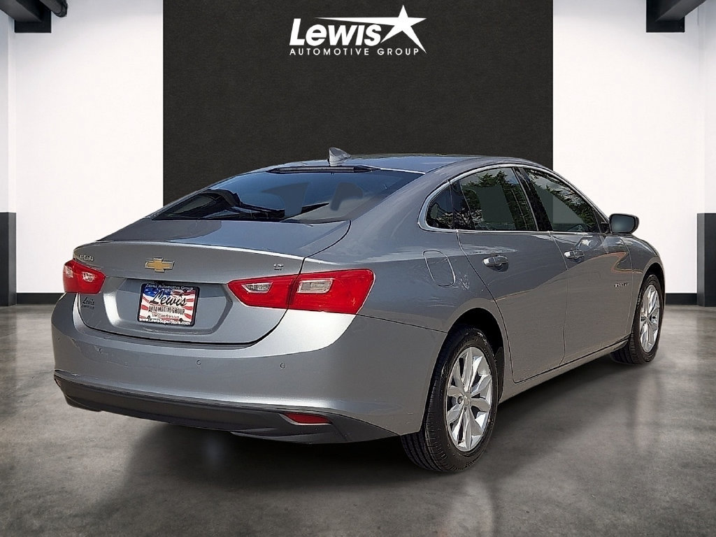 Used 2024 Chevrolet Malibu LT FWD image 4