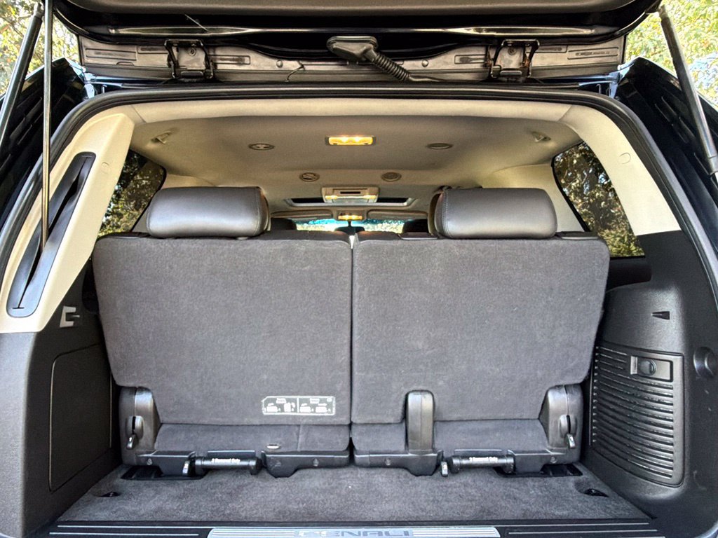 Used 2013 GMC Yukon Denali AWD/4WD image 26