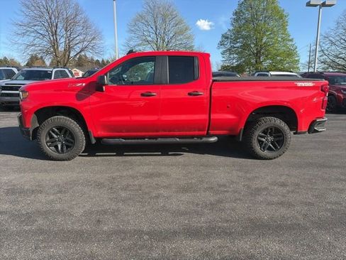 Used 2020 Chevrolet Silverado 1500 Custom Trail Boss w/ Custom Convenience Package AWD/4WD image 5