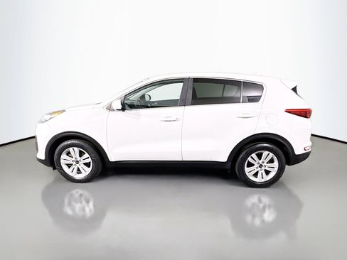 Used 2017 Kia Sportage LX image 6