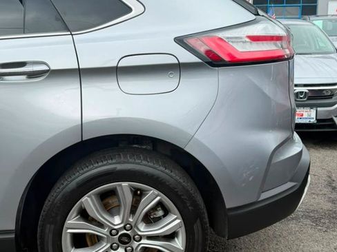 Used 2023 Ford Edge Titanium AWD/4WD image 15