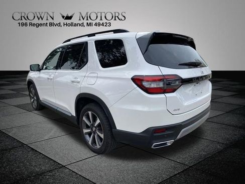 Used 2023 Honda Pilot Elite image 10