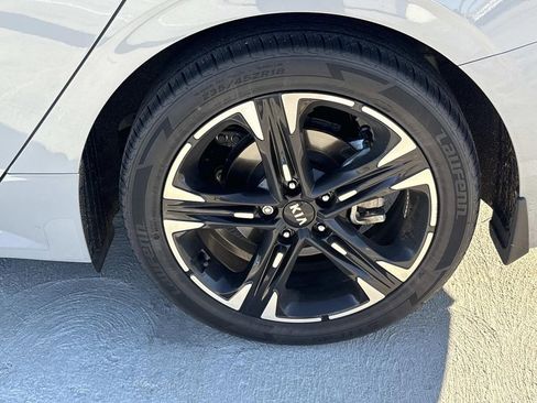 Used 2021 Kia K5 GT-Line image 8