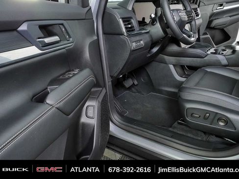 New 2026 GMC Terrain Elevation w/ Elevation Premium Package FWD image 7