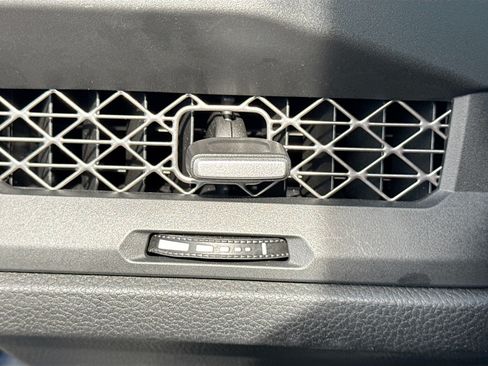 Used 2023 Honda Accord EX image 33