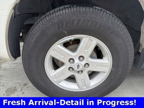 Used 2011 Ford Escape 2WD Hybrid image 18