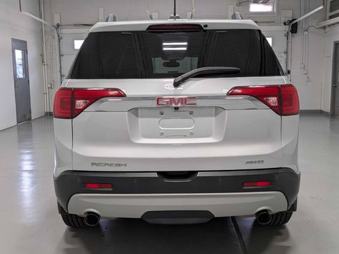 Used 2017 GMC Acadia SLT AWD/4WD image 9
