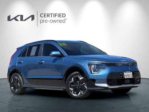 Certified 2024 Kia Niro Wind FWD image 2