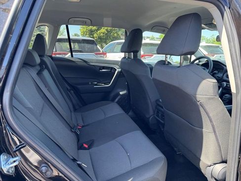 Certified 2025 Toyota RAV4 XLE AWD/4WD image 14