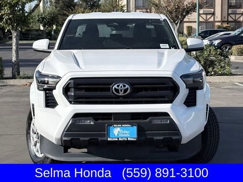 Used 2024 Toyota Tacoma SR5 AWD/4WD image 3
