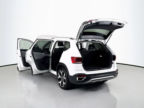 Used 2023 Volkswagen Taos SEL AWD/4WD image 23