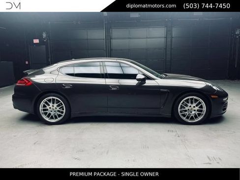 Used 2014 Porsche Panamera 4 AWD/4WD image 7