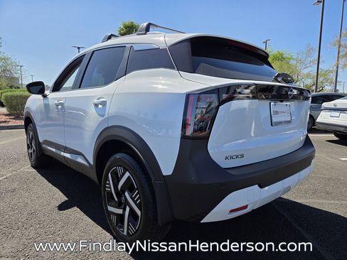 New 2026 Nissan Kicks SV w/ Cold Weather Package FWD image 3