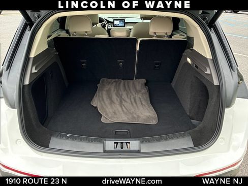 Certified 2022 Lincoln Corsair AWD w/ Premium Package image 7