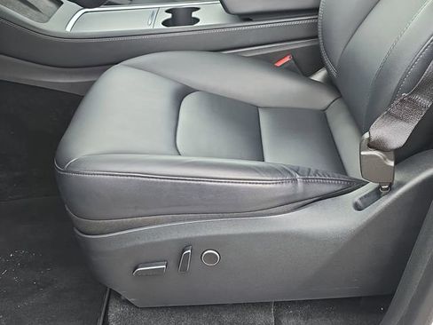 Used 2023 Tesla Model Y Long Range image 27