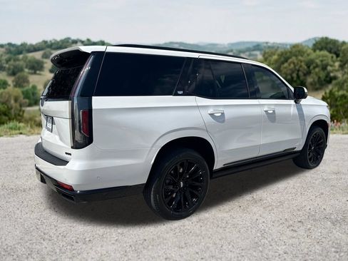 Used 2023 Cadillac Escalade Sport Platinum w/ LPO, ONYX Package AWD/4WD image 9