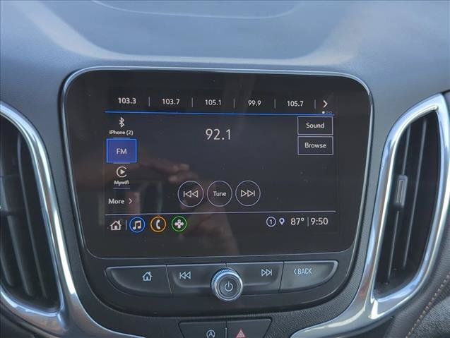Used 2024 Chevrolet Equinox Premier AWD/4WD image 13