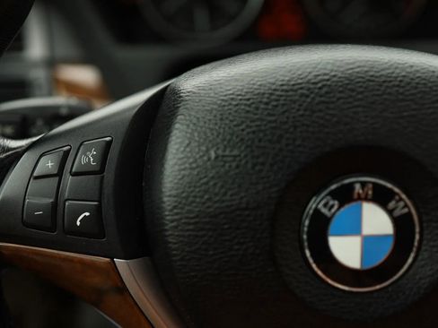 Used 2011 BMW X5 xDrive50i AWD/4WD image 18