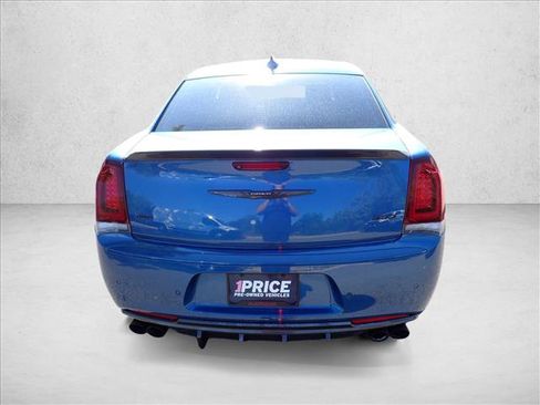 Used 2022 Chrysler 300 Touring L w/ Comfort Group AWD/4WD image 3