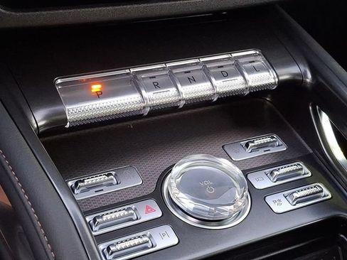 New 2026 Lincoln Nautilus Premier w/ Equipment Group 102A AWD/4WD image 13