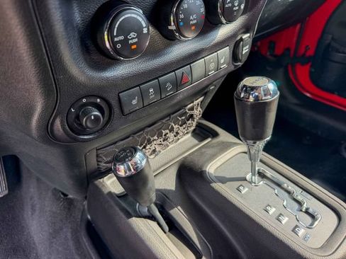 Used 2015 Jeep Wrangler Unlimited Sahara w/ Max Tow Package AWD/4WD image 12