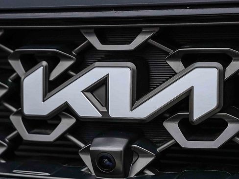 Certified 2023 Kia Sorento SX Prestige image 31