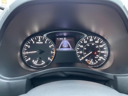 Used 2016 Nissan Pathfinder S image 22