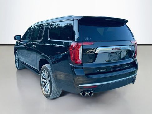 Used 2021 GMC Yukon XL Denali w/ Denali Premium Package RWD image 7
