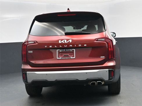 Used 2024 Kia Telluride S w/ S Sunroof Package image 23
