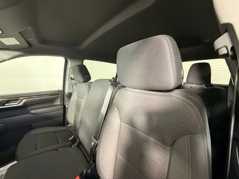 Used 2024 GMC Sierra 1500 Elevation image 12