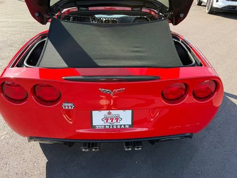 Used 2007 Chevrolet Corvette Coupe w/ Preferred Equipment Group RWD image 5