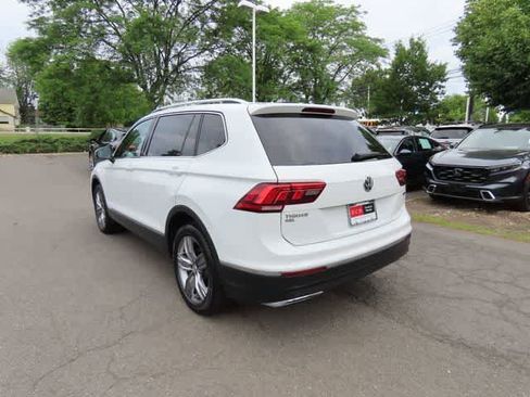 Used 2021 Volkswagen Tiguan SEL w/ 3rd Row Seat Package AWD/4WD image 4