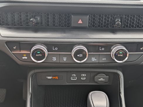 Used 2025 Honda CR-V Sport image 23