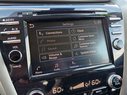 Used 2021 Nissan Murano S image 32