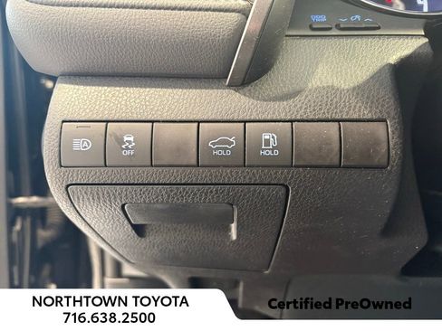 Used 2020 Toyota Camry LE image 13