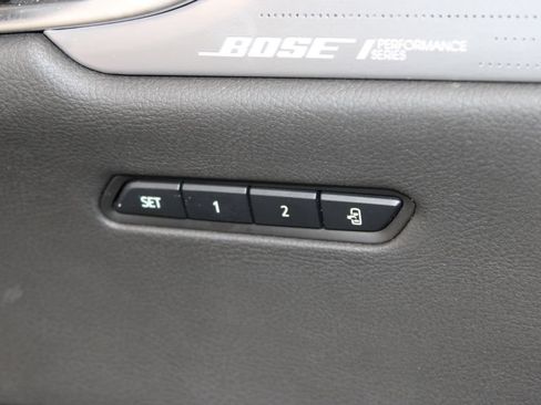 Used 2024 Cadillac XT6 Premium Luxury AWD/4WD image 27