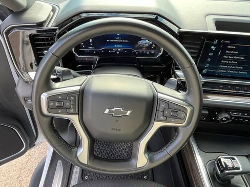 Certified 2023 Chevrolet Silverado 1500 RST w/ Redline Edition AWD/4WD image 20