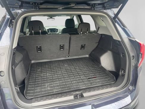 Used 2018 GMC Terrain SLE w/ Driver Convenience Package FWD image 9