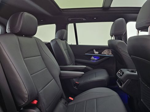 Certified 2024 Mercedes-Benz GLS 450 4MATIC w/ AMG Line Exterior image 32