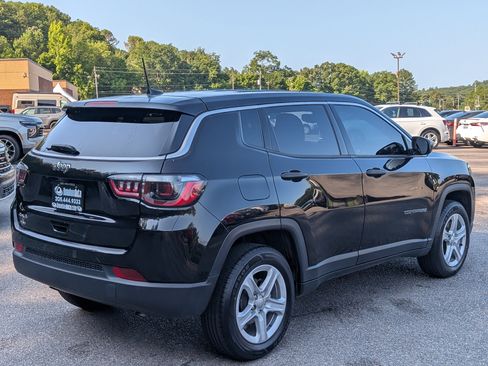Used 2024 Jeep Compass Sport AWD/4WD image 9