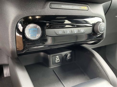 Used 2025 Ford Escape ST-Line w/ Equipment Group 301A image 25