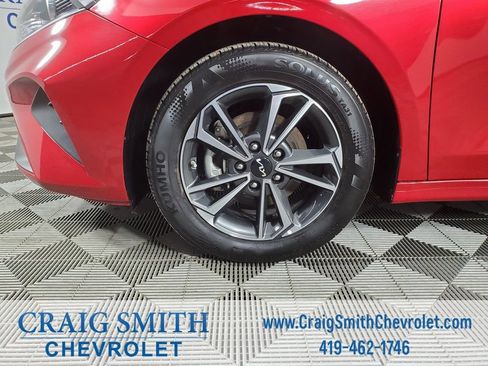 Used 2024 Kia Forte LXS FWD image 25