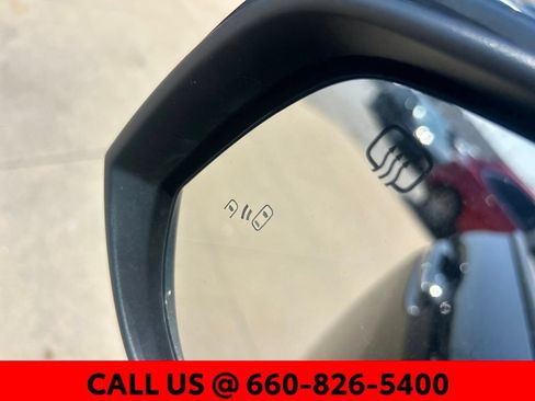 Used 2026 Toyota Sienna XLE FWD image 14