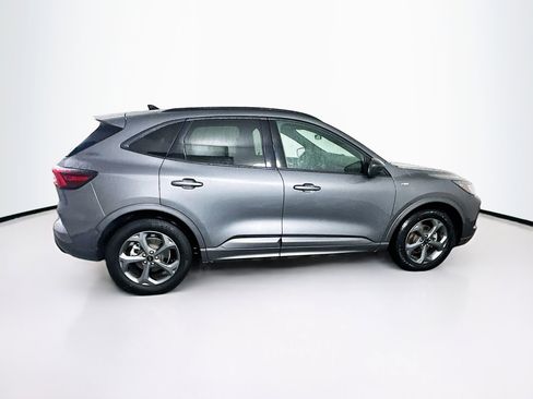Used 2024 Ford Escape ST-Line w/ Cold Weather Package image 10