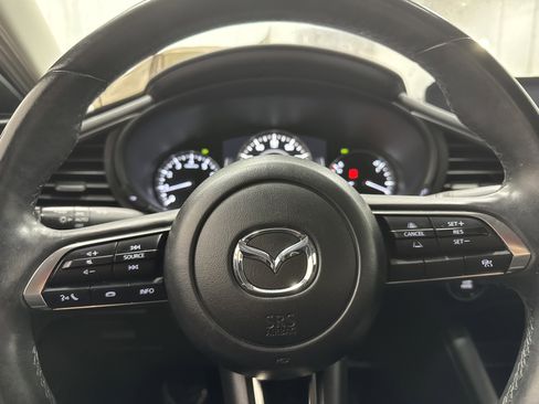 Used 2024 MAZDA MAZDA3 s image 24