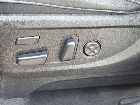 Used 2023 Kia Telluride AWD image 7