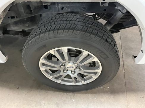 Used 2020 Ford F150 Lariat image 7