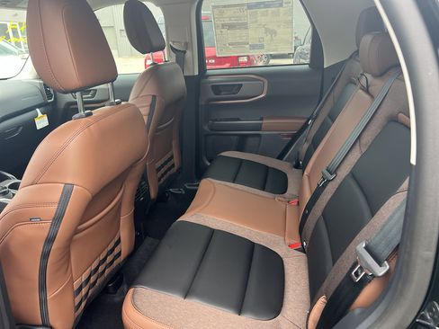 New 2025 Ford Bronco Sport Outer Banks image 6