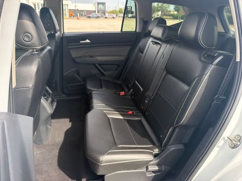 Certified 2023 Volkswagen Atlas SE w/ Panoramic Sunroof Package AWD/4WD image 23