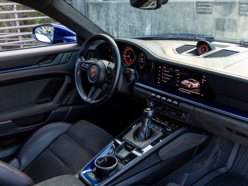 Used 2022 Porsche 911 GT3 image 45